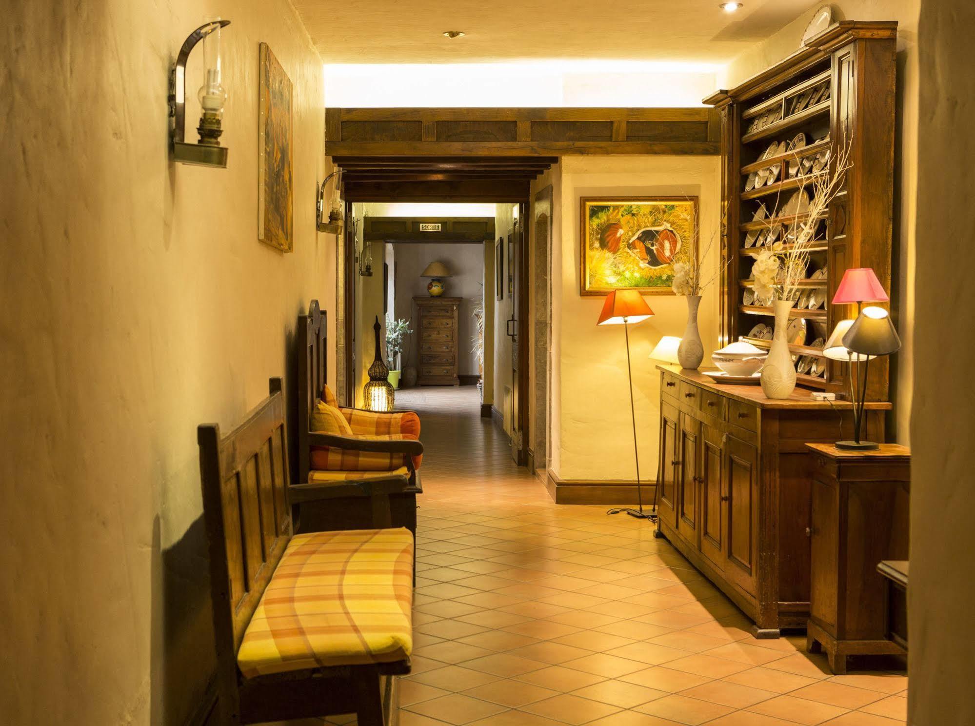 Maison Chilo Barcus Luaran gambar